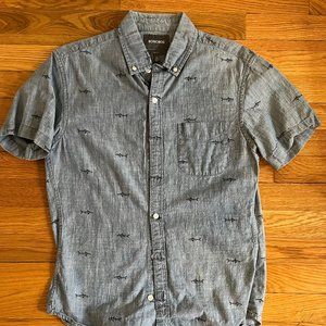 Bonobos- Riviera short sleeve button down- chambray with sharks- small
